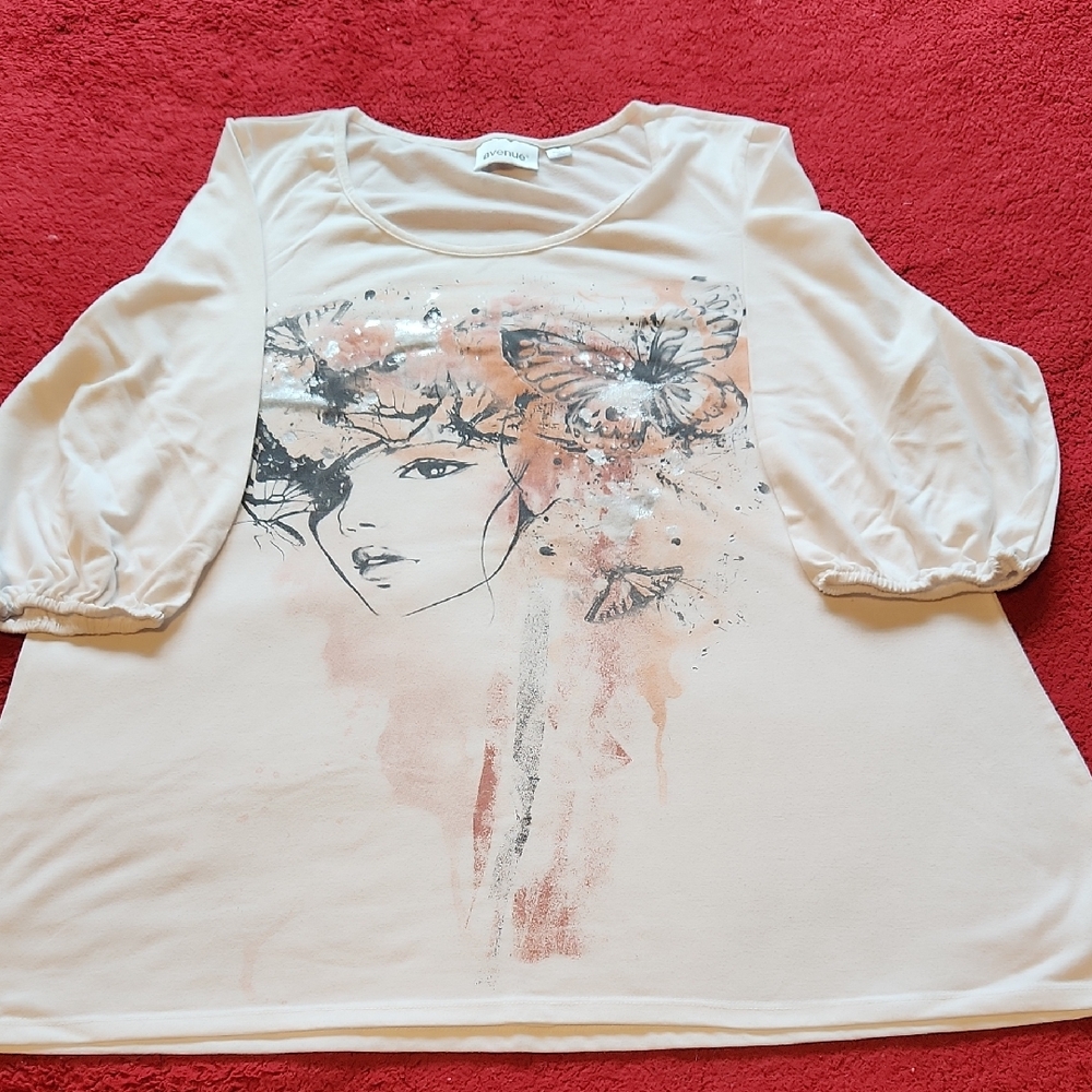 Avenue White Puff Sleeve Graphic Blouse